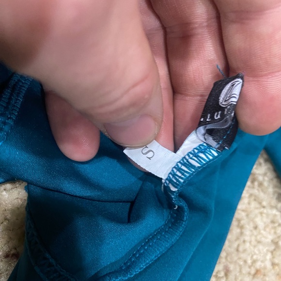 LuYaaS Teal Athletic Jacket Size S Full Zip Thumbhole Yoga Workout - Picture 4 of 6